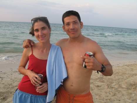 Revelación de Yoani Sánchez junto a las olas: Bucanero